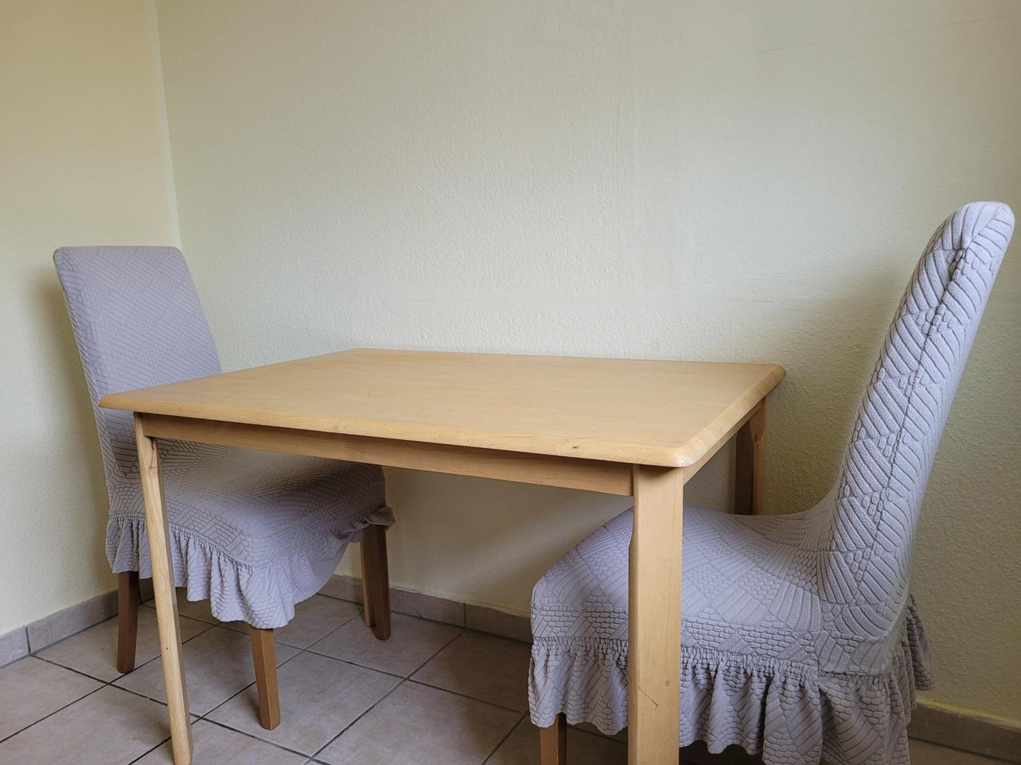 Horrem City Apartments Homestay
